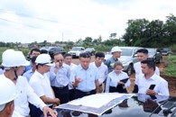 Phó Chủ tịch UBND tỉnh Đào Mỹ kiểm tra tiến độ triển khai xây dựng Dự án hạ tầng Khu công nghiệp Phú Xuân